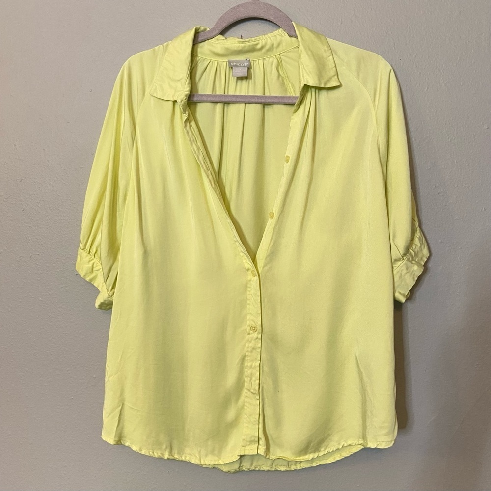 Chico's Women Neon Green Open Shoulder Button Down Top Size 1